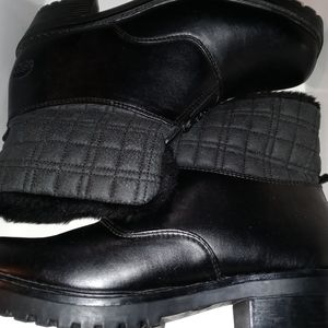 Women's black boots